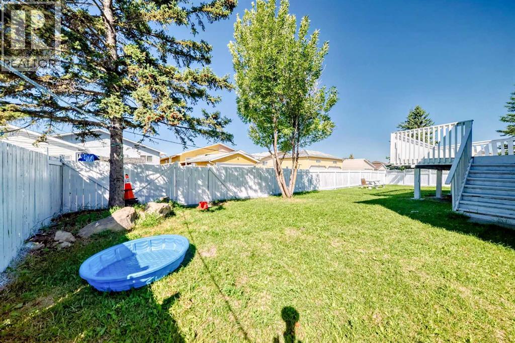 52 Martinglen Place Ne, Calgary, Alberta  T3J 3J1 - Photo 46 - A2256502