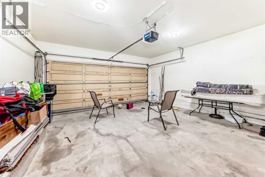 52 Martinglen Place Ne, Calgary, Alberta  T3J 3J1 - Photo 40 - A2256502