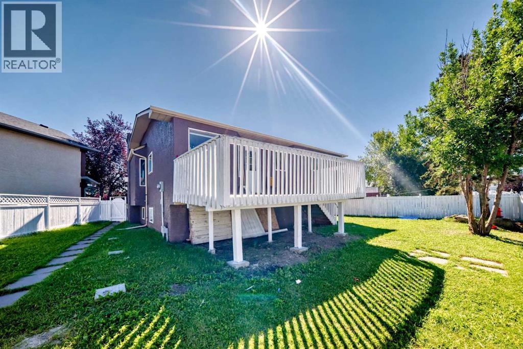 52 Martinglen Place Ne, Calgary, Alberta  T3J 3J1 - Photo 43 - A2256502