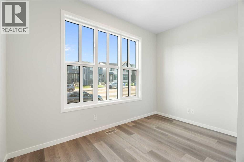 552 Rowmont Boulevard Nw, Calgary, Alberta  T3L 0L6 - Photo 15 - A2258333