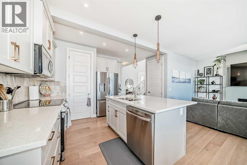 852 Marina Drive, Chestermere, Alberta  T1X 1Y6 - Photo 4 - A2273285