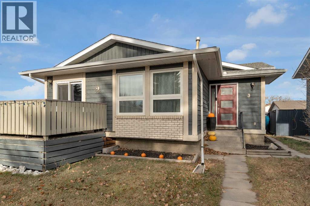 3 Booth Crescent, Irricana, Alberta  T0M 1B0 - Photo 2 - A2271336