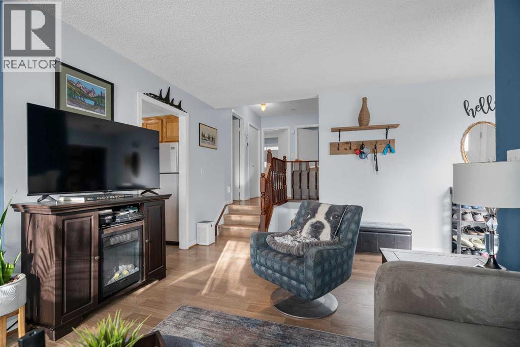 3 Booth Crescent, Irricana, Alberta  T0M 1B0 - Photo 7 - A2271336