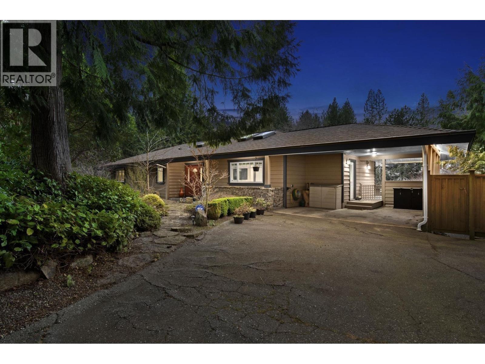 4641 Woodburn Road, West Vancouver, British Columbia  V7S 2W7 - Photo 1 - R3071079