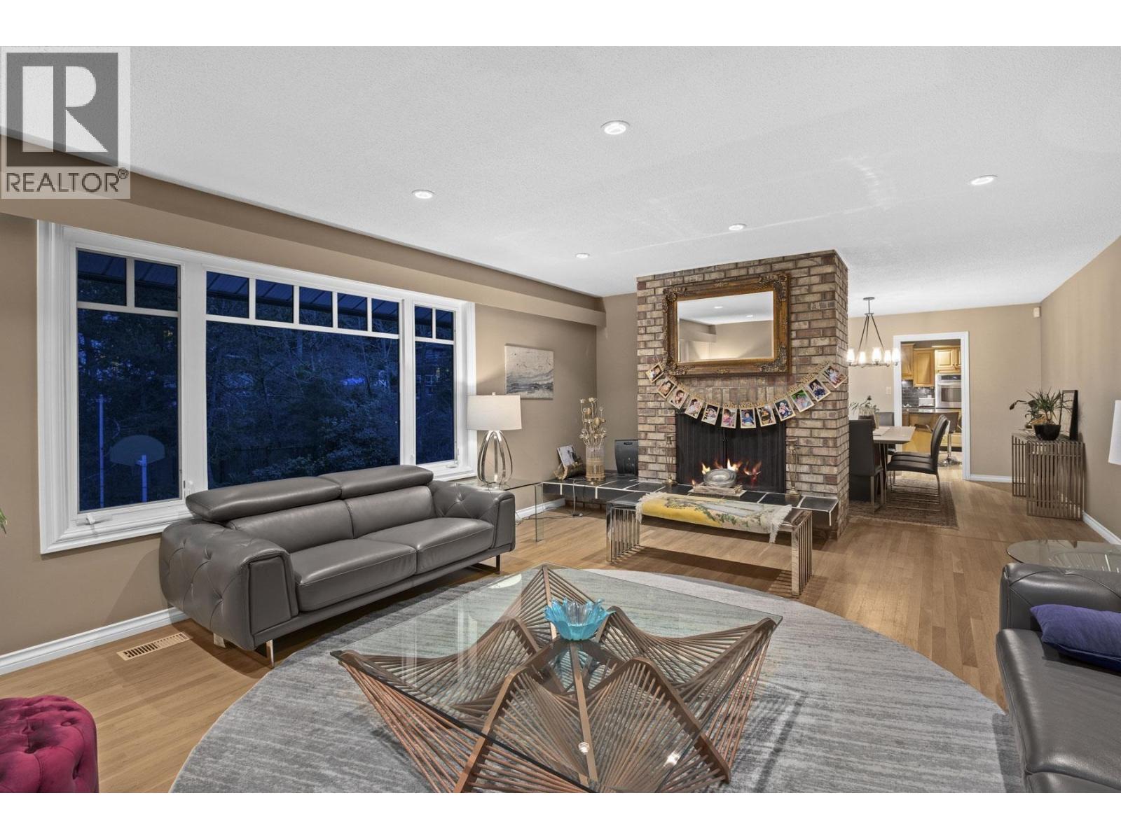 4641 Woodburn Road, West Vancouver, British Columbia  V7S 2W7 - Photo 5 - R3071079