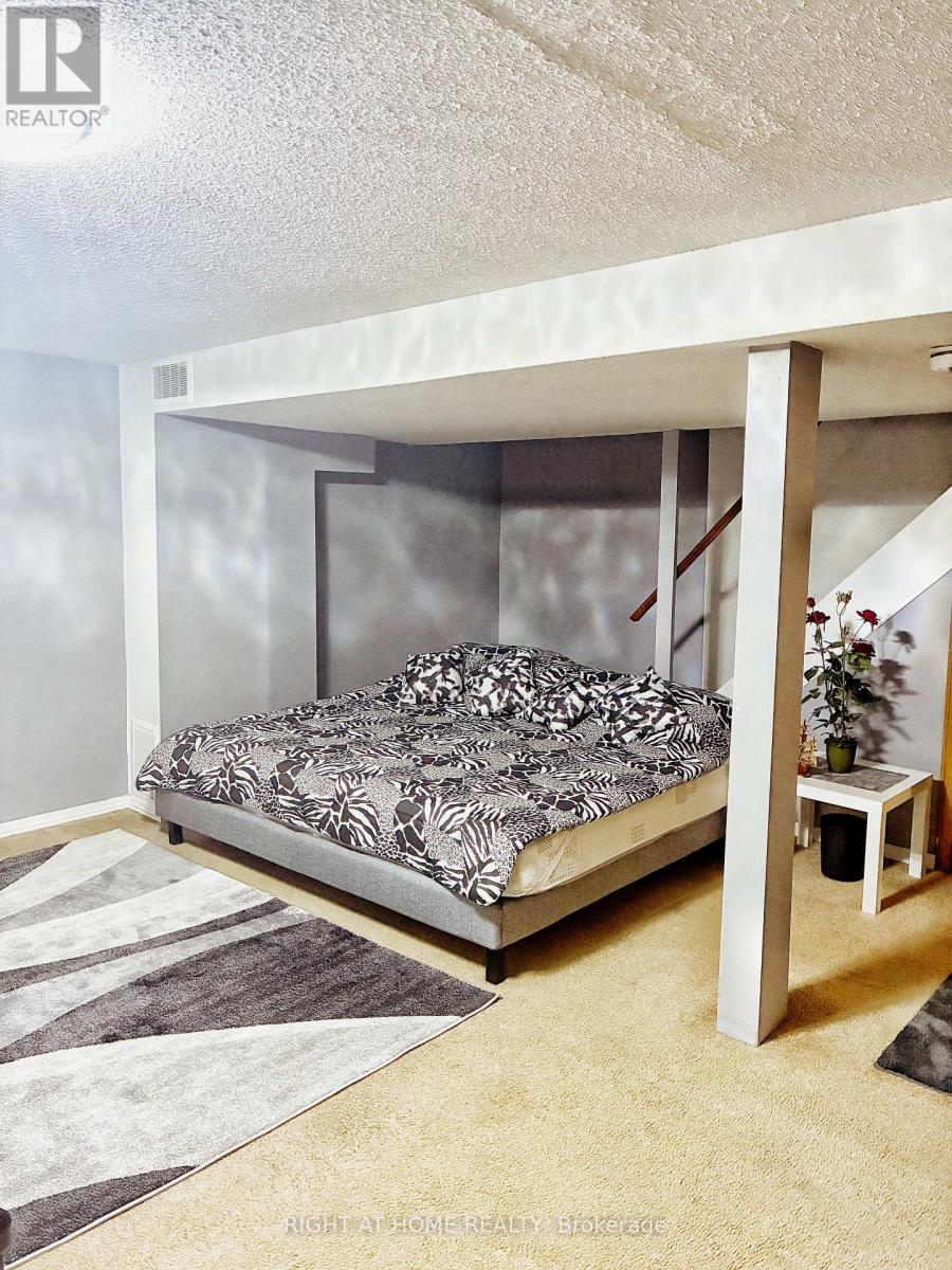 Basement Apt - 120 Simonston Boulevard, Markham, Ontario  L3T 4L8 - Photo 7 - N12515046