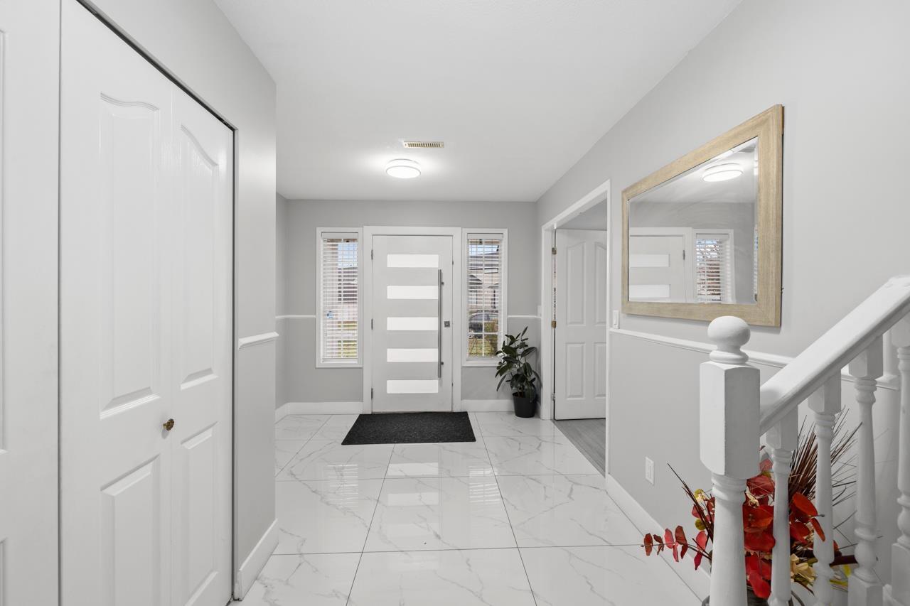 31165 Sidoni Avenue, Abbotsford, British Columbia V2T 5J8 - Photo 6 - R3069906