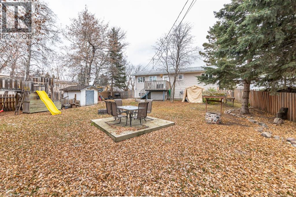 127 3rd Street E, St. Walburg, Saskatchewan S0M 2T0 - Photo 25 - A2268009