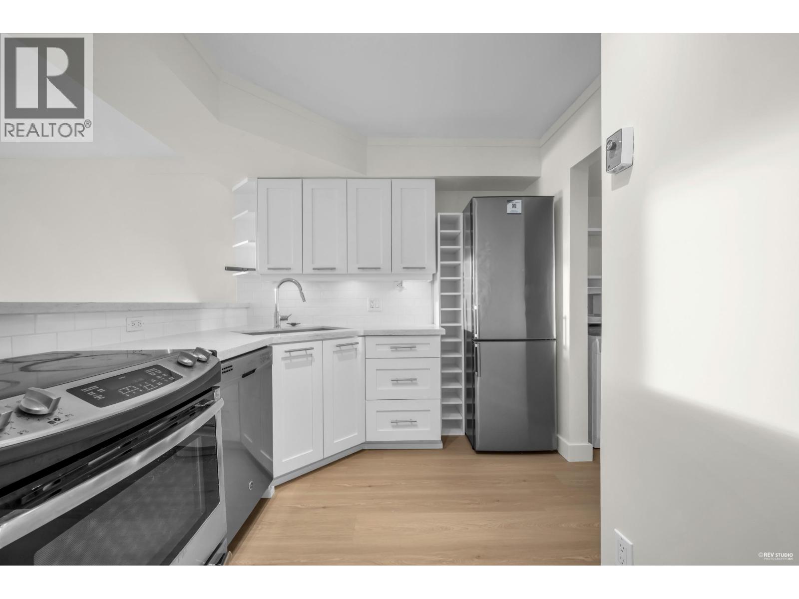 203 1000 Beach Avenue, Vancouver, British Columbia  V6E 4M2 - Photo 14 - R3071214