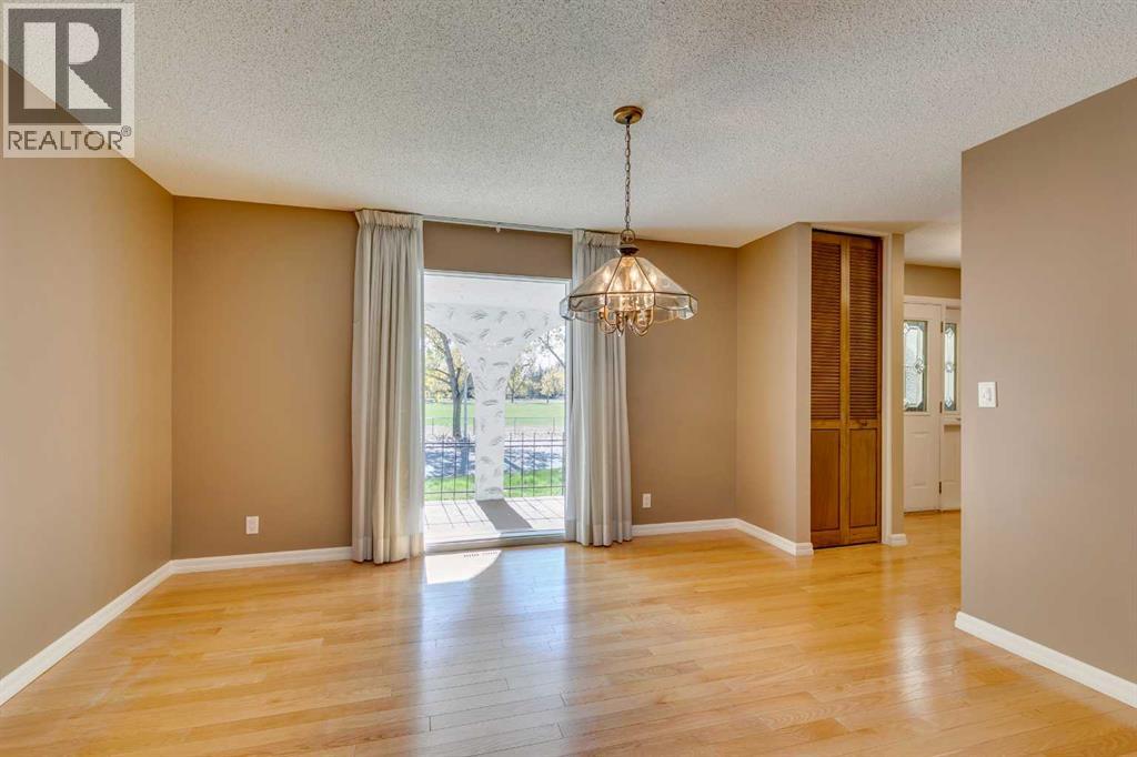 1257 Varsity Estates Road Nw, Calgary, Alberta  T3B 2W3 - Photo 19 - A2273394