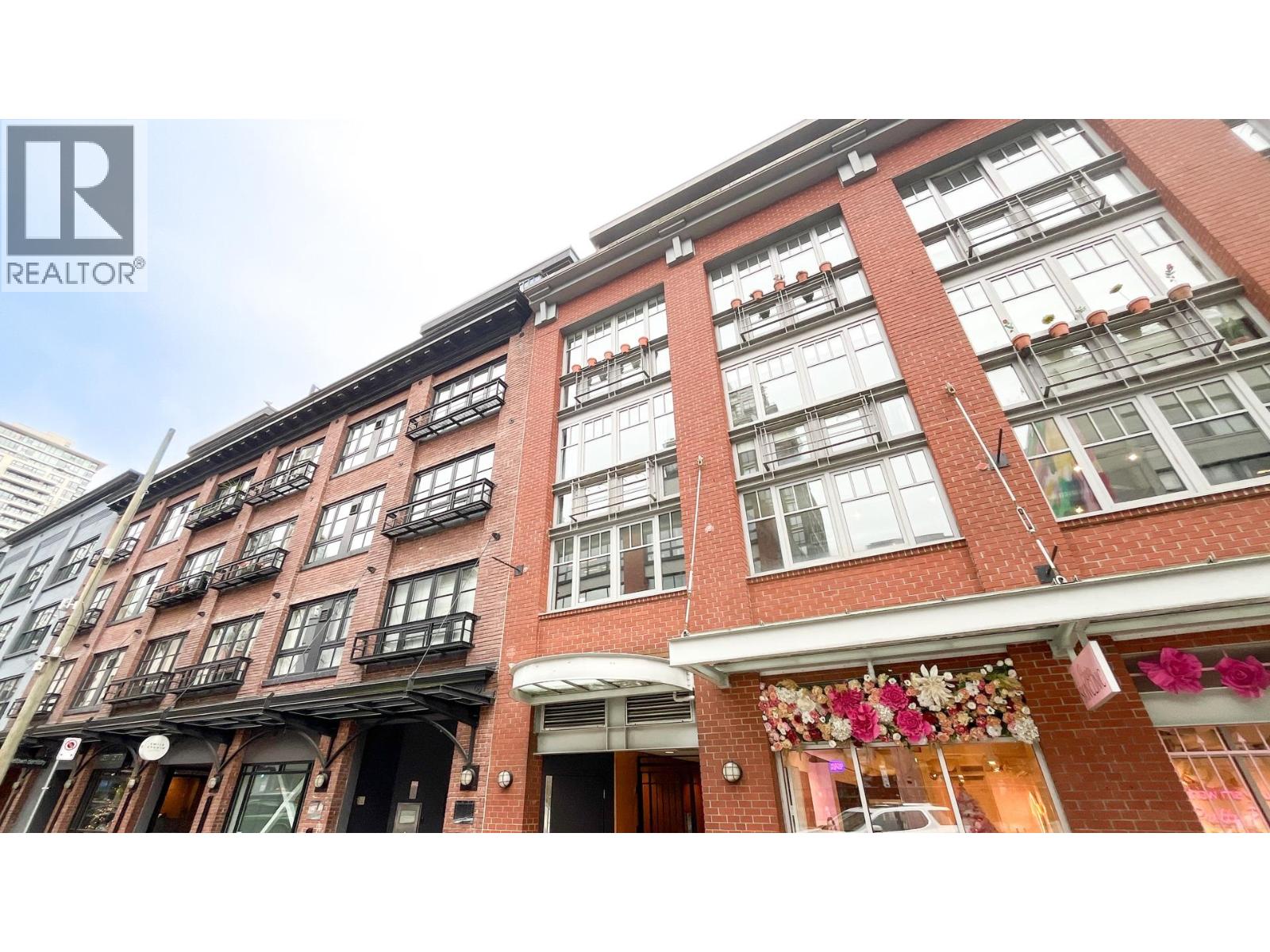 306 1072 HAMILTON STREET, Vancouver, British Columbia