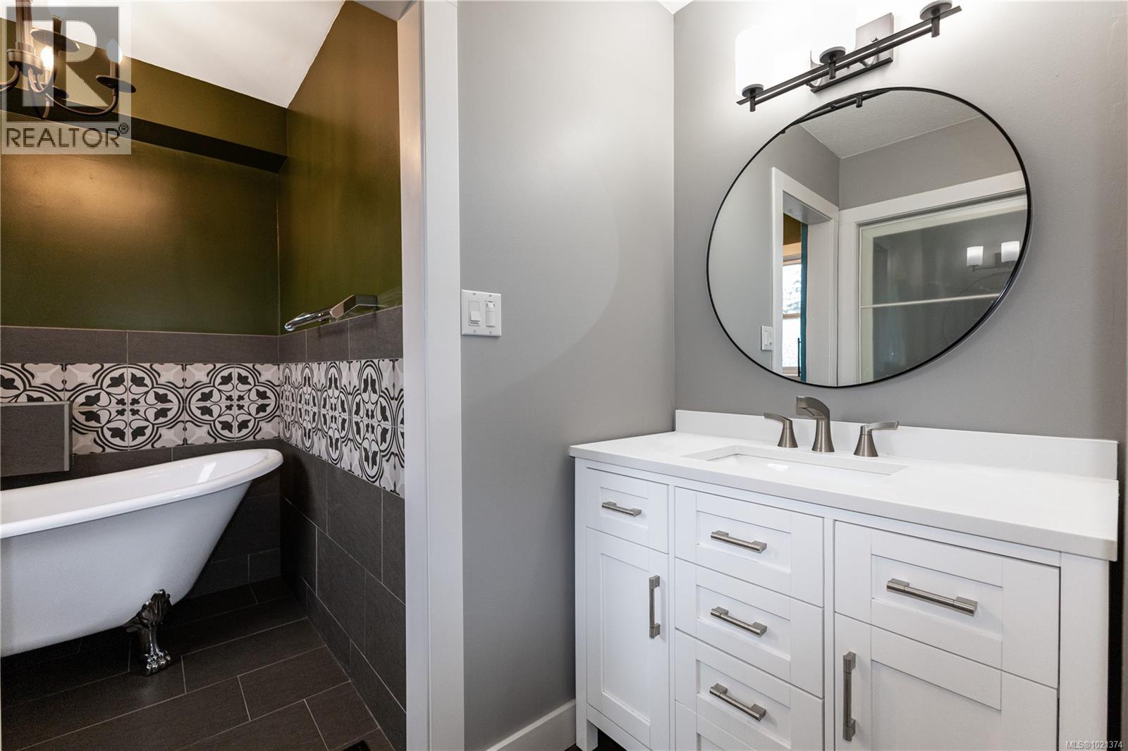 2330 Galerno Rd, Campbell River, British Columbia  V9W 8A5 - Photo 39 - 1021374