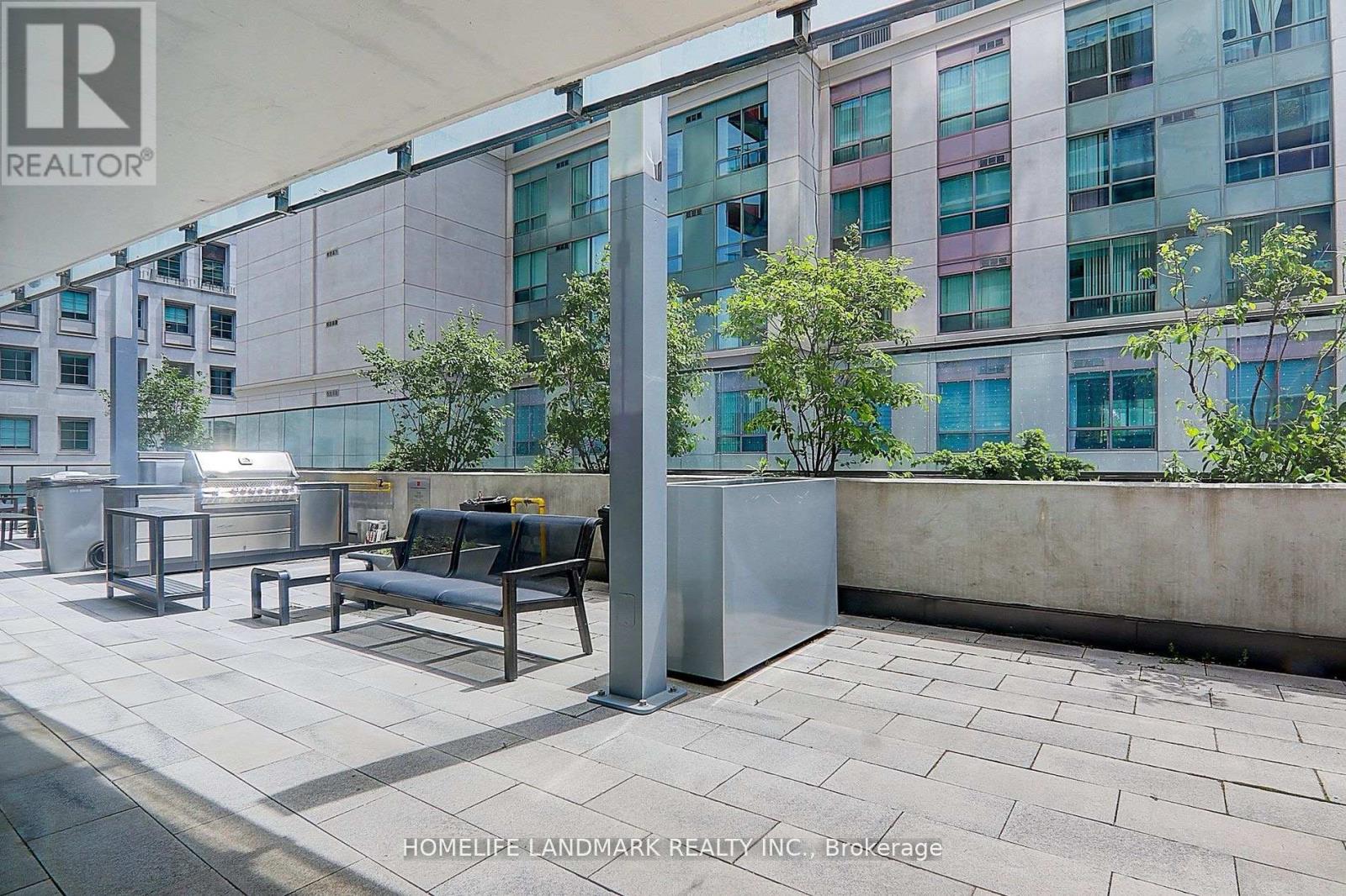 1001 - 215 Queen Street W, Toronto, Ontario  M5V 0P5 - Photo 11 - C12592720