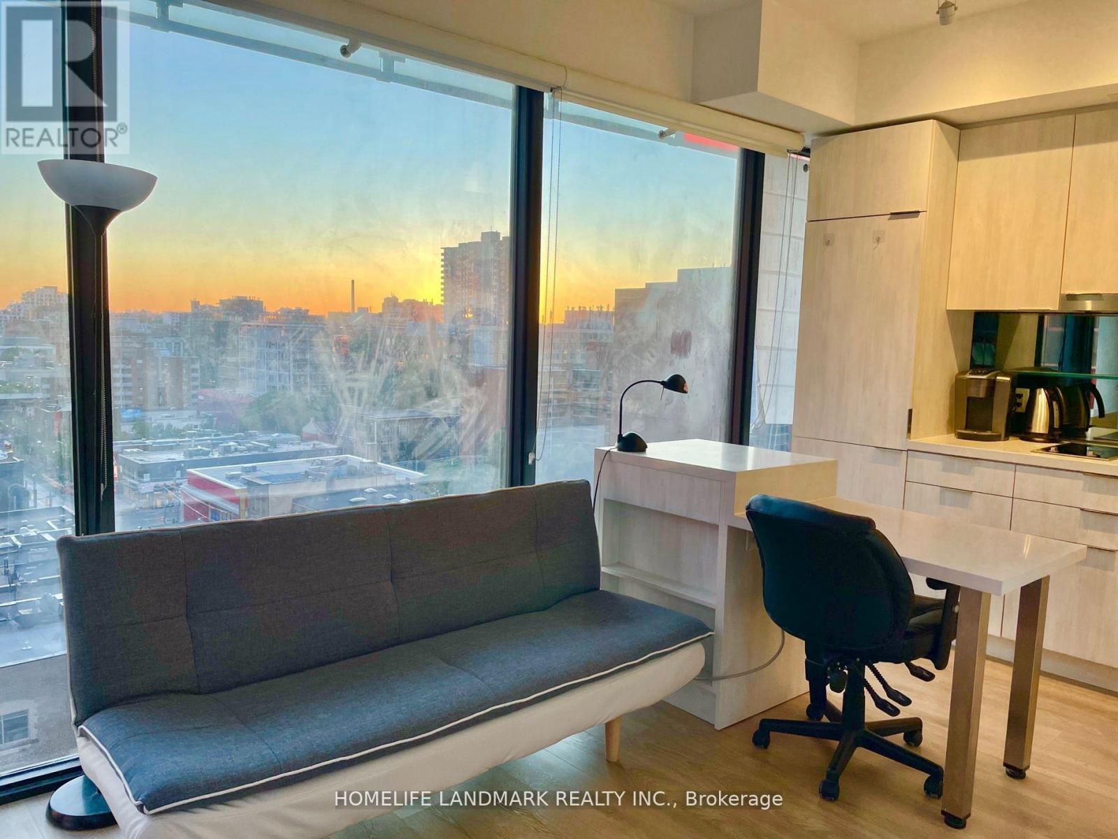 1001 - 215 Queen Street W, Toronto, Ontario  M5V 0P5 - Photo 6 - C12592720