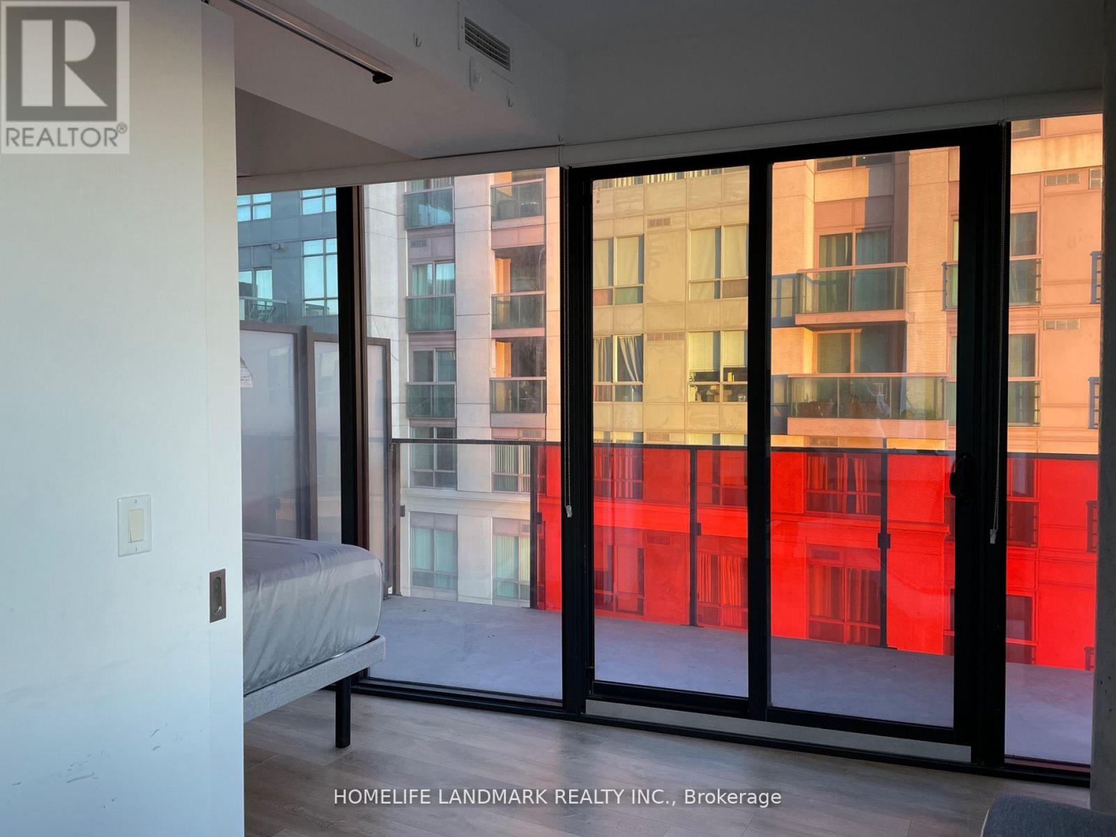 1001 - 215 Queen Street W, Toronto, Ontario  M5V 0P5 - Photo 9 - C12592720