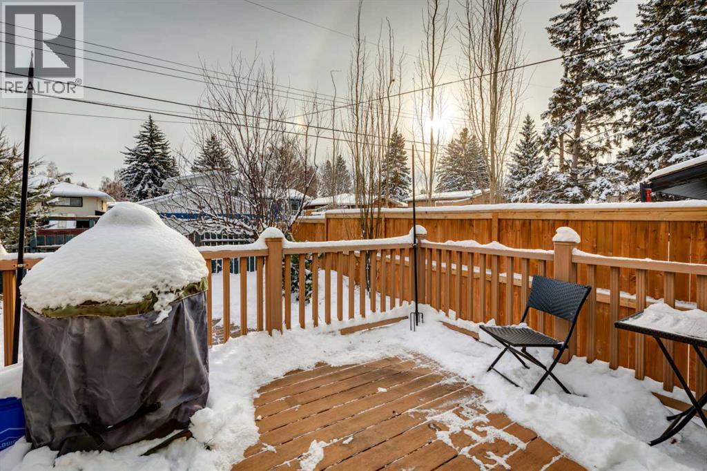 114 Hallbrook Drive Sw, Calgary, Alberta  T2V 3H6 - Photo 40 - A2273074