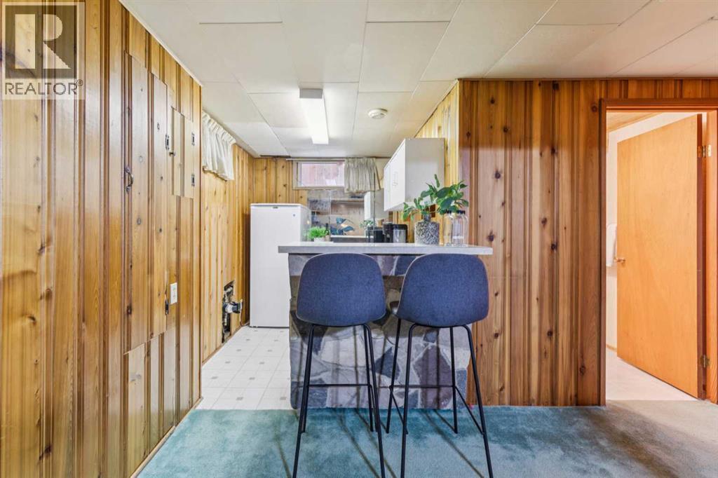 114 Hallbrook Drive Sw, Calgary, Alberta  T2V 3H6 - Photo 24 - A2273074