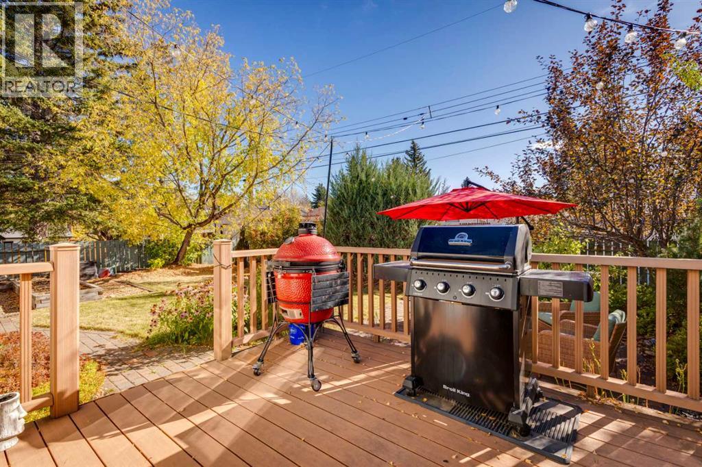 114 Hallbrook Drive Sw, Calgary, Alberta  T2V 3H6 - Photo 41 - A2273074