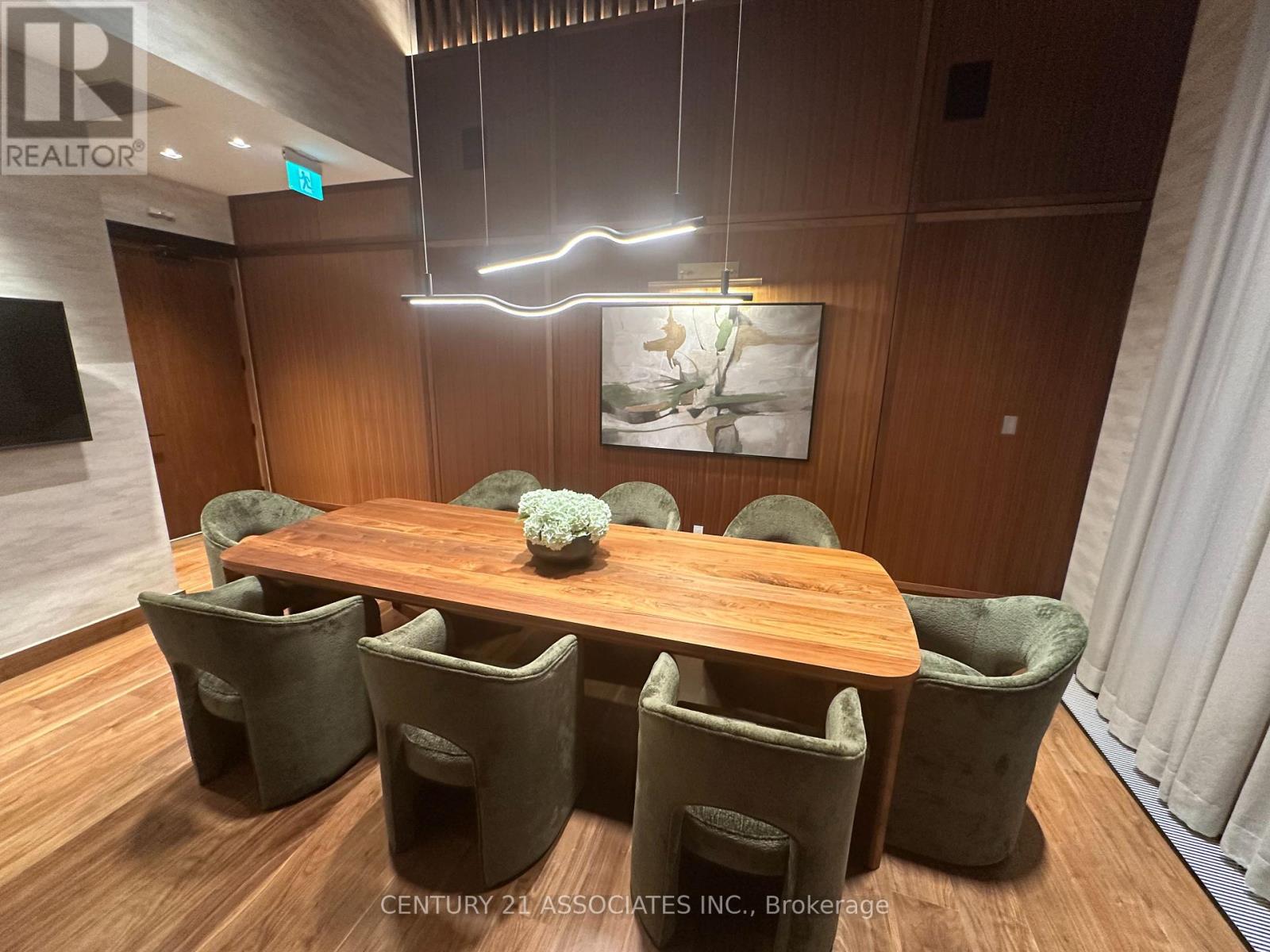 2001 - 3240 William Coltson Avenue, Oakville, Ontario  L6H 8C8 - Photo 7 - W12592718