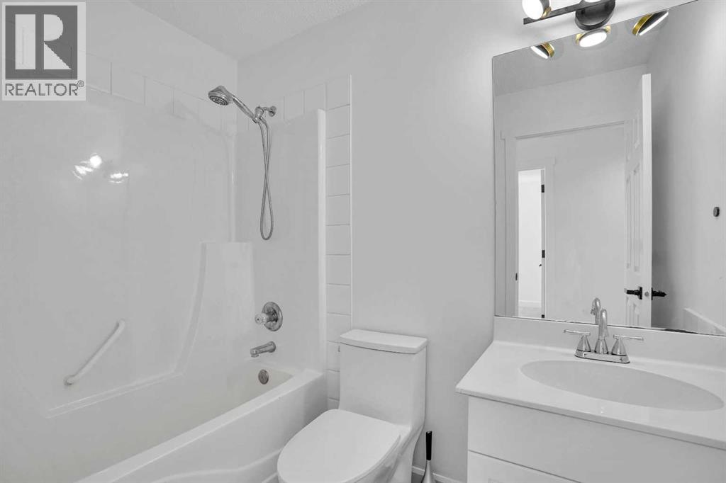 30 New Brighton Circle Se, Calgary, Alberta T2Z 0P7 - Photo 10 - A2272339