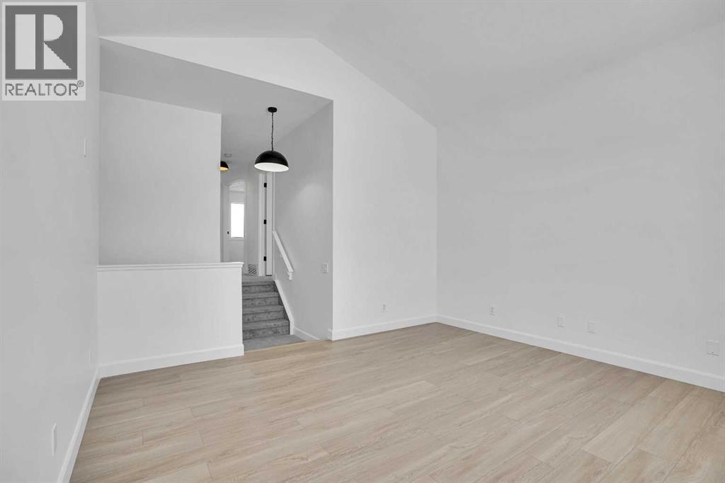 30 New Brighton Circle Se, Calgary, Alberta T2Z 0P7 - Photo 9 - A2272339