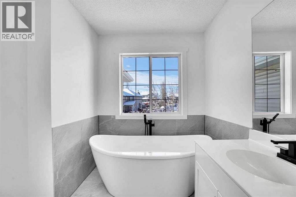 30 New Brighton Circle Se, Calgary, Alberta T2Z 0P7 - Photo 16 - A2272339