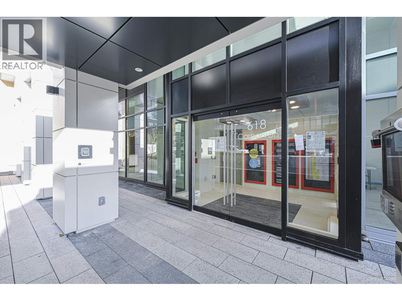 604 618 Carnarvon Street, New Westminster, British Columbia  V3M 1E9 - Photo 3 - R3071162