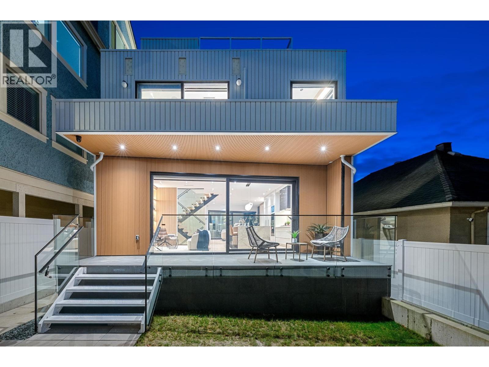 3679 Pandora Street, Vancouver, British Columbia  V5K 1X1 - Photo 32 - R3069690