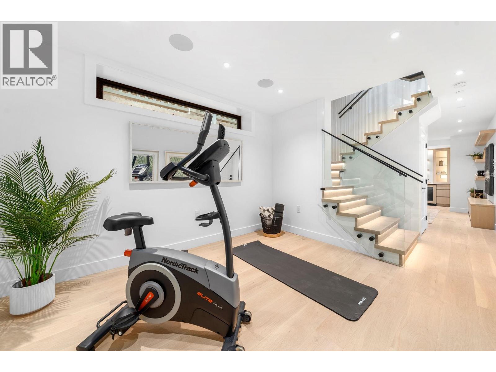 3679 Pandora Street, Vancouver, British Columbia  V5K 1X1 - Photo 27 - R3069690