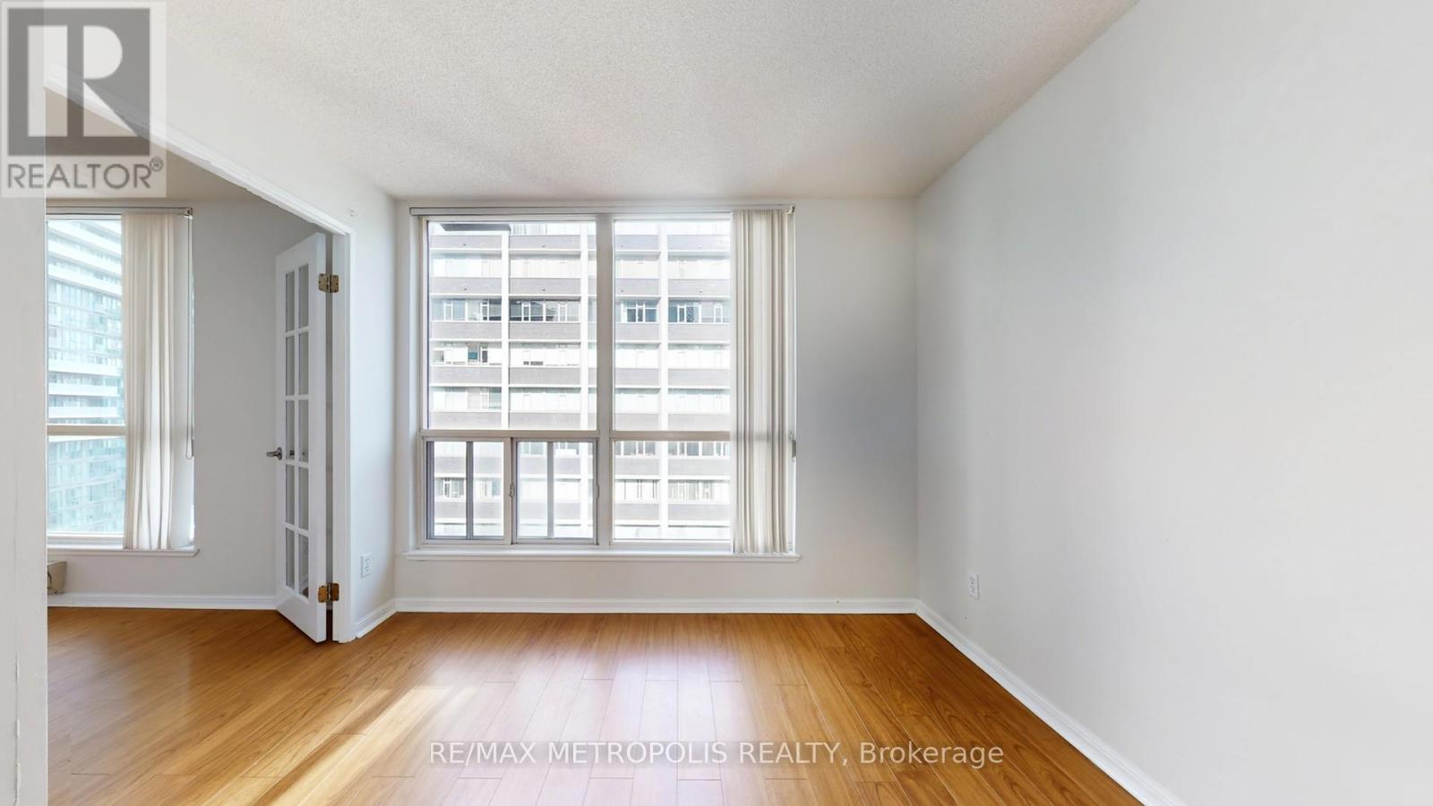 1814 - 7 Carlton Street, Toronto, Ontario  M5B 2M3 - Photo 16 - C12296192
