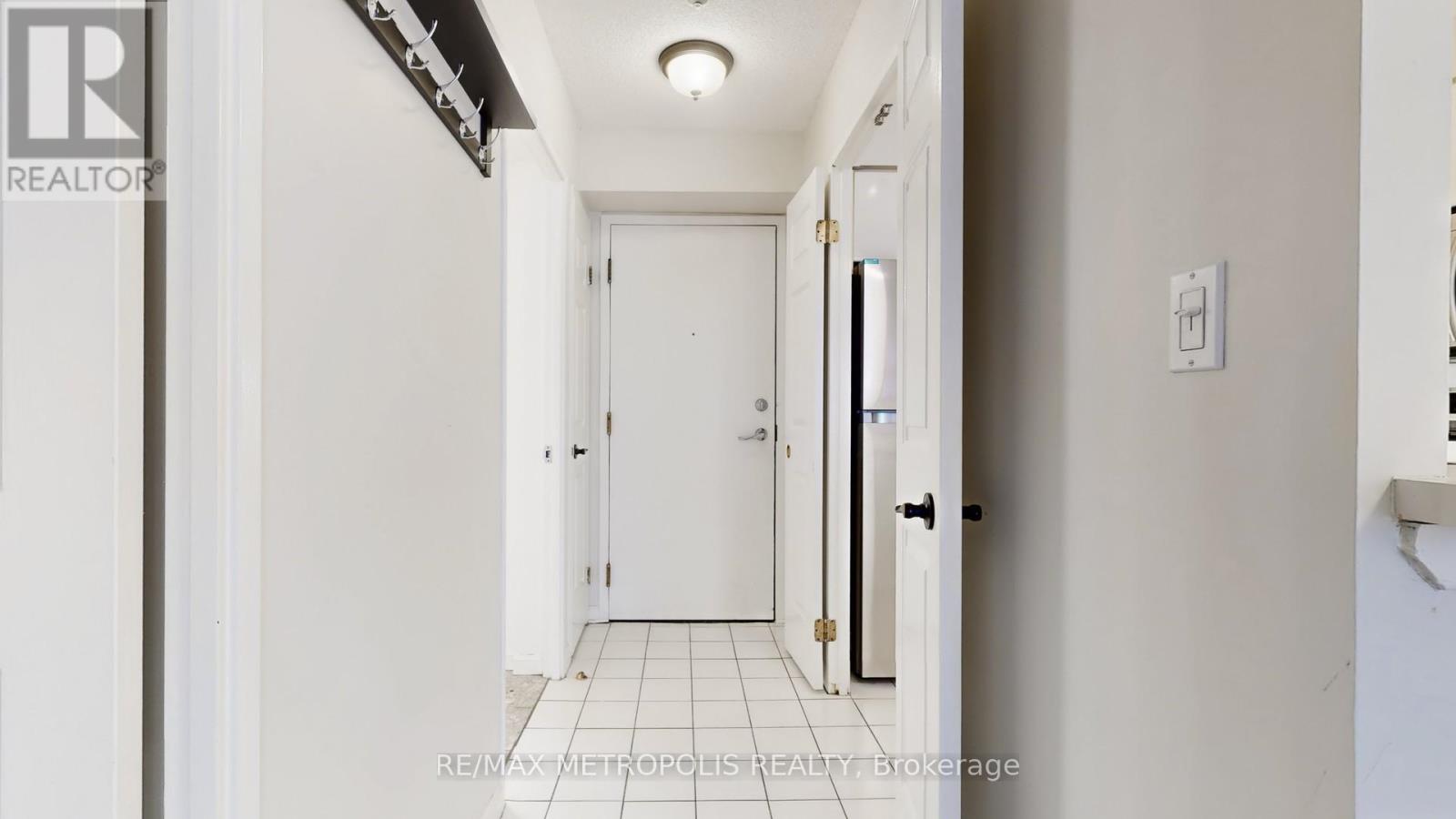 914 - 7 Carlton Street, Toronto, Ontario  M5B 2M3 - Photo 23 - C12318744