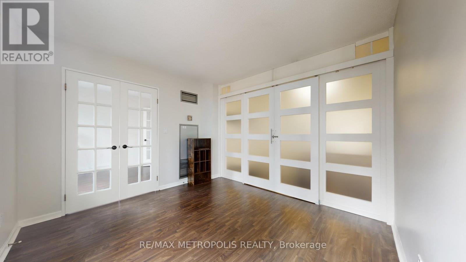 914 - 7 Carlton Street, Toronto, Ontario  M5B 2M3 - Photo 6 - C12318744