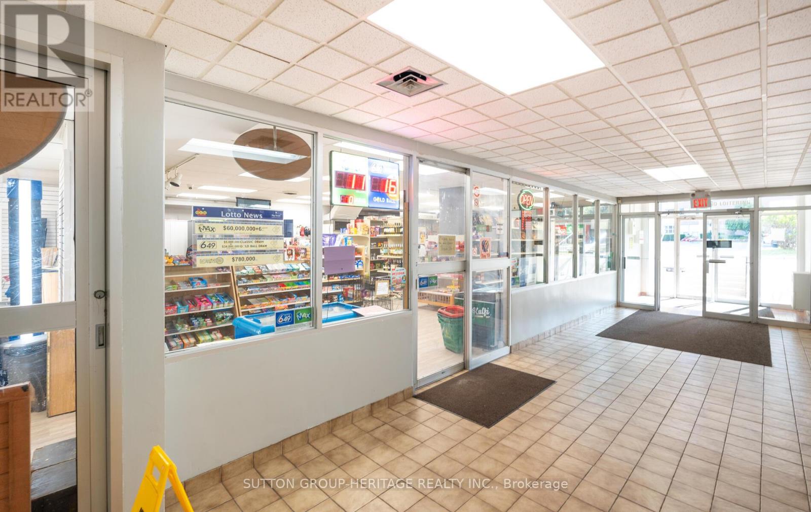 1008 - 5 Vicora Linkway Way, Toronto, Ontario  M3C 1A4 - Photo 32 - C12399851