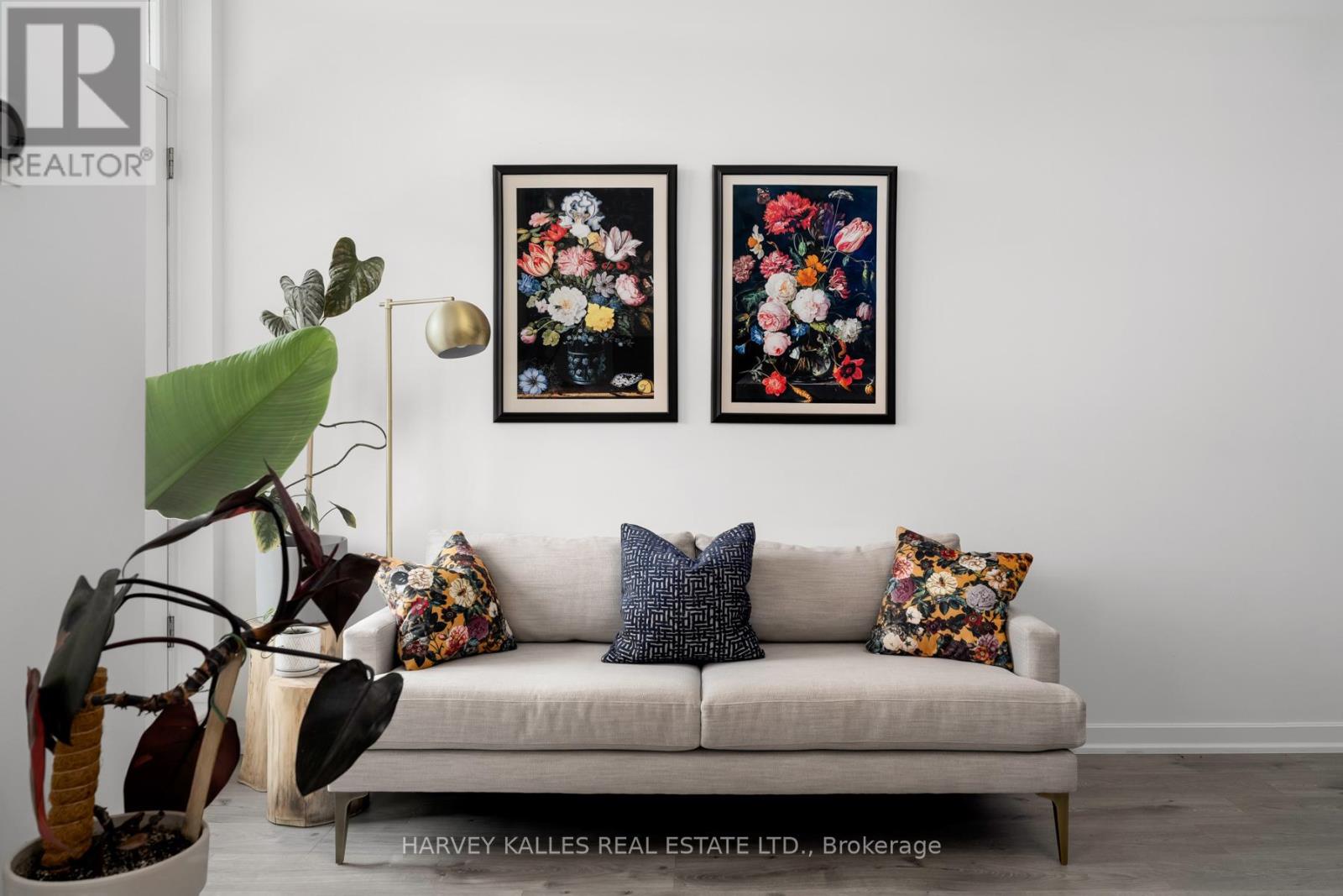 317 - 380 Macpherson Avenue, Toronto, Ontario  M4V 3E3 - Photo 24 - C12424458