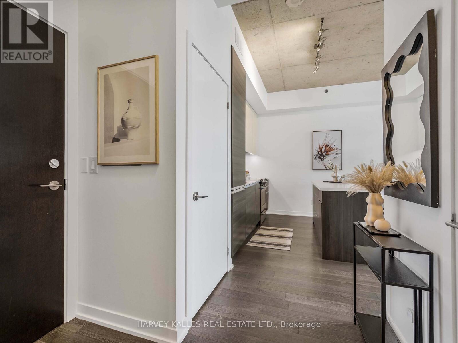 615 - 8 Gladstone Avenue, Toronto, Ontario  M6J 3K6 - Photo 2 - C12462581