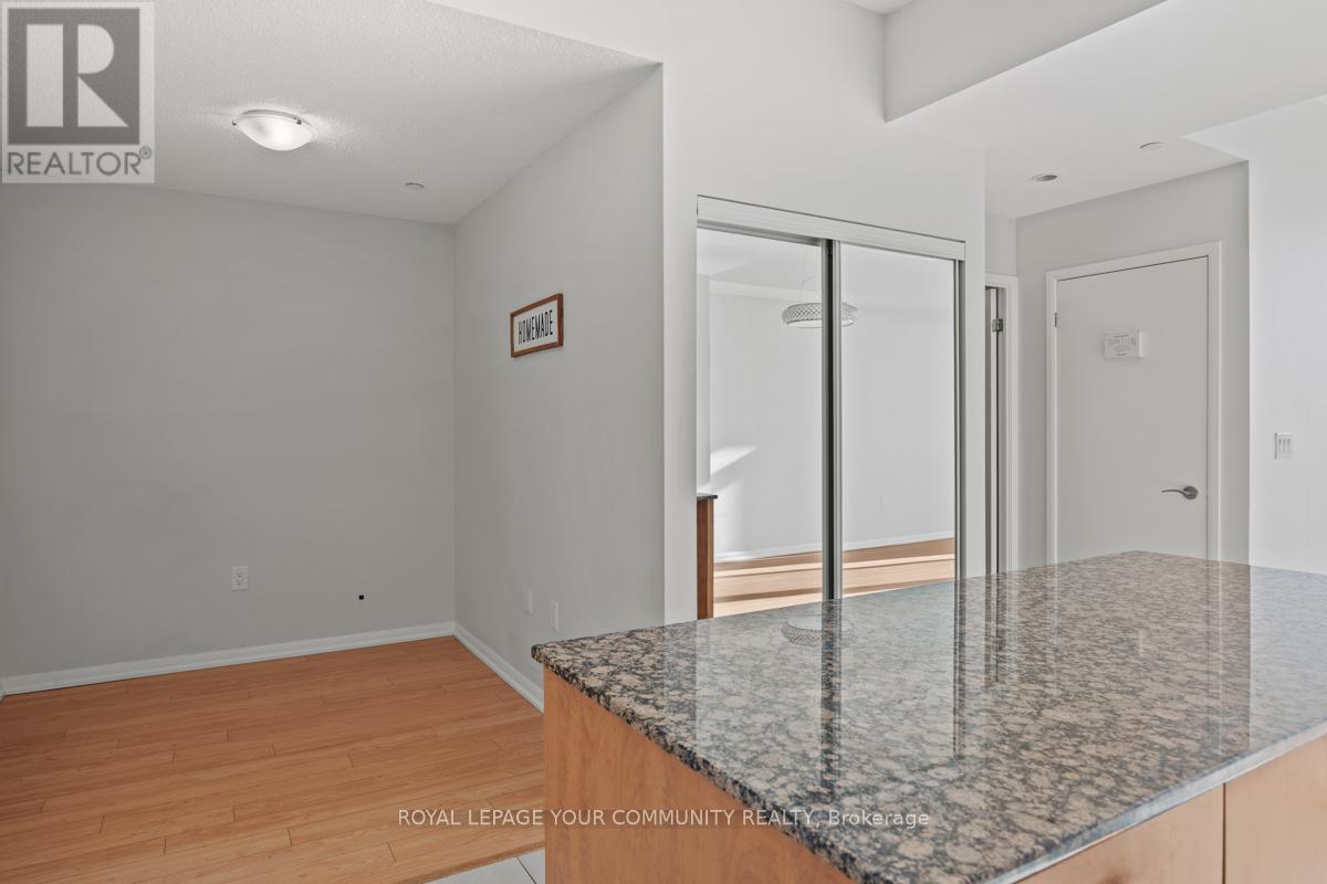 842 - 830 Lawrence Avenue, Toronto, Ontario M6A 0A2 - Photo 11 - C12449491