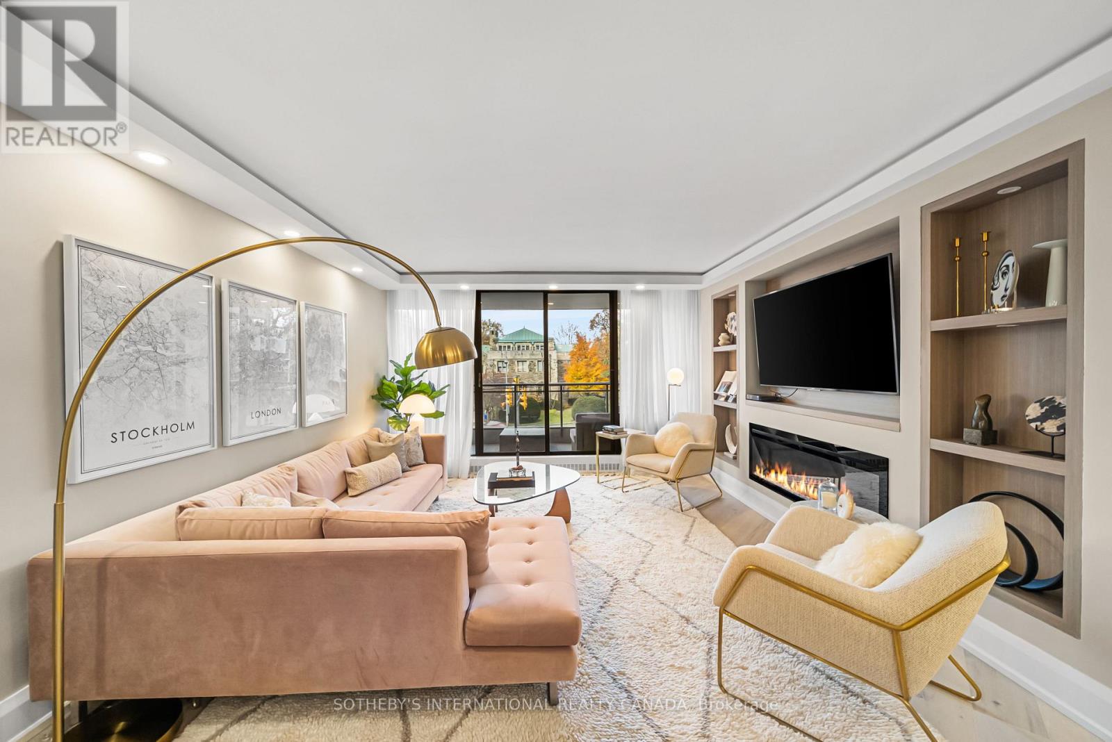 301 - 235 ST CLAIR AVENUE W, Toronto, Ontario