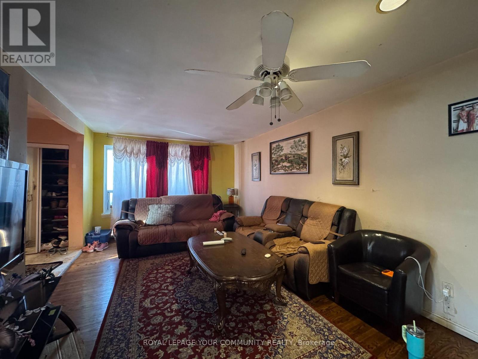 Main - 15 Bison Drive, Toronto (Newtonbrook West), Ontario  M2R 2Y1 - Photo 8 - C12533642