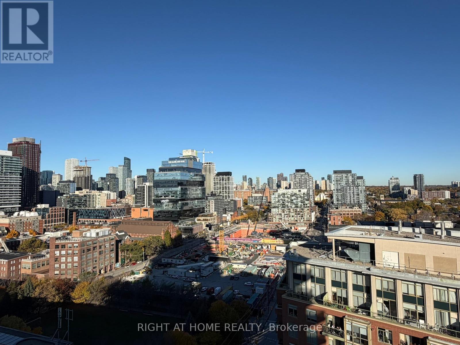 1608 - 35 Parliament Street, Toronto, Ontario  M5A 0Z5 - Photo 4 - C12576434