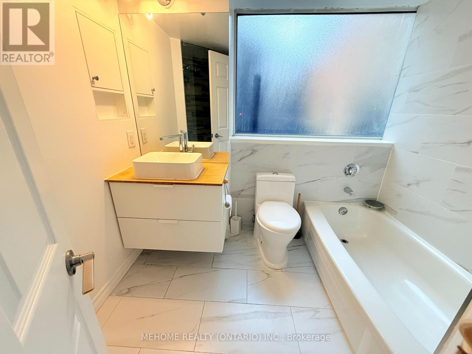 212 - 24 Wellesley Street W, Toronto, Ontario M4Y 2X6 - Photo 10 - C12592644