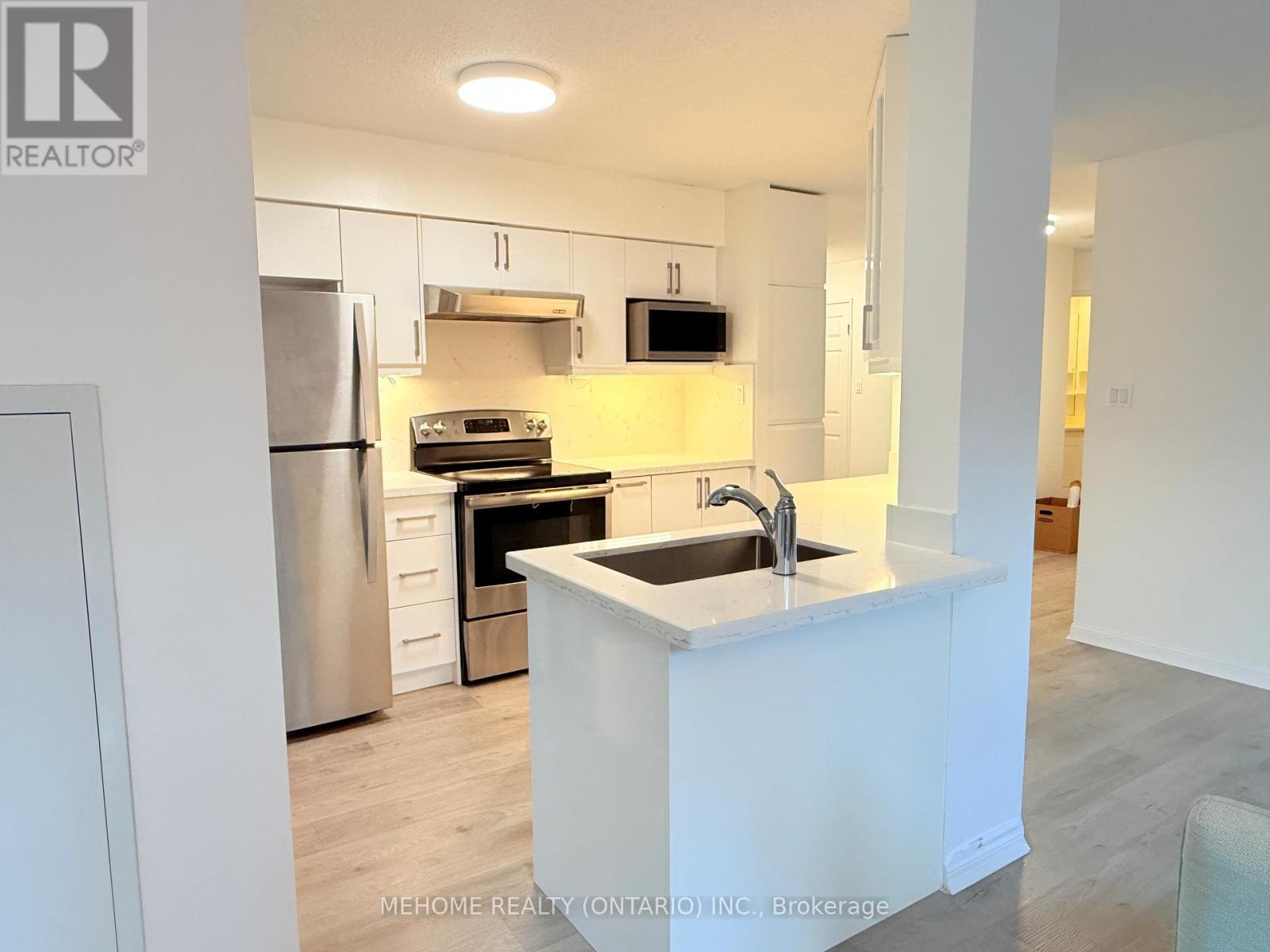 212 - 24 Wellesley Street W, Toronto, Ontario M4Y 2X6 - Photo 6 - C12592644