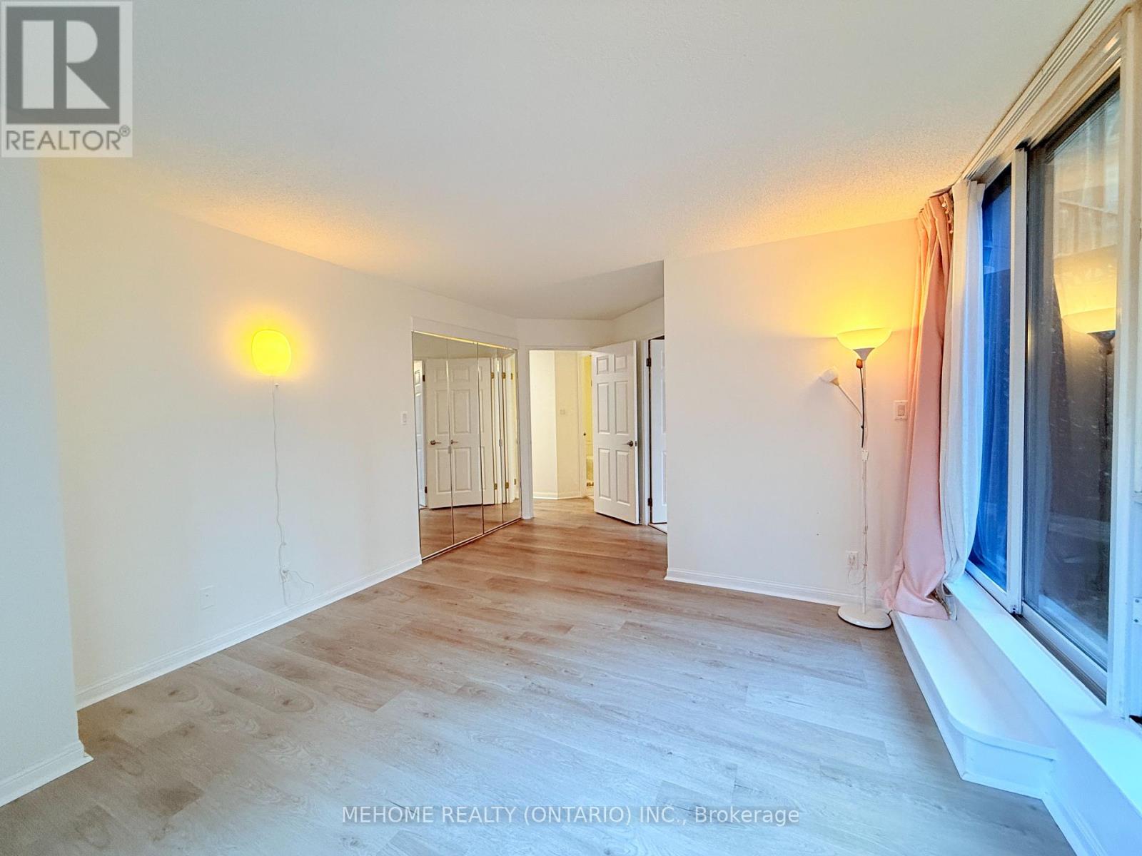 212 - 24 Wellesley Street W, Toronto, Ontario M4Y 2X6 - Photo 13 - C12592644