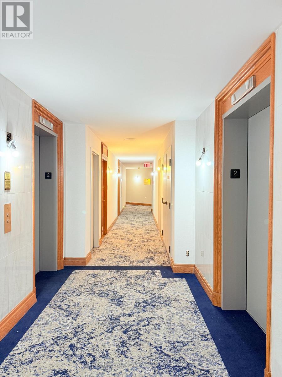 212 - 24 Wellesley Street W, Toronto, Ontario M4Y 2X6 - Photo 3 - C12592644