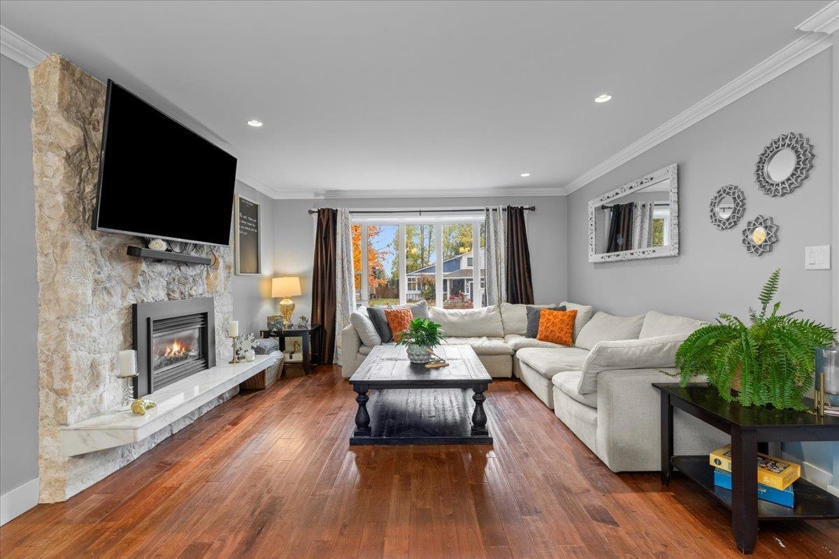 32983 Whidden Avenue, Mission, British Columbia  V2V 6G4 - Photo 13 - R3071404