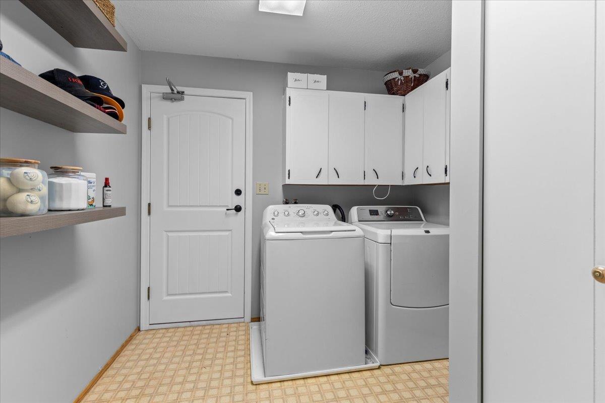 32983 Whidden Avenue, Mission, British Columbia  V2V 6G4 - Photo 24 - R3071404