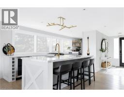 2872 Muskoka Road 118 Road W Monck (Muskoka Lakes), Muskoka Lakes, Ca