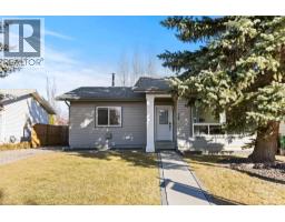 17 Welch Crescent Downey Ridge