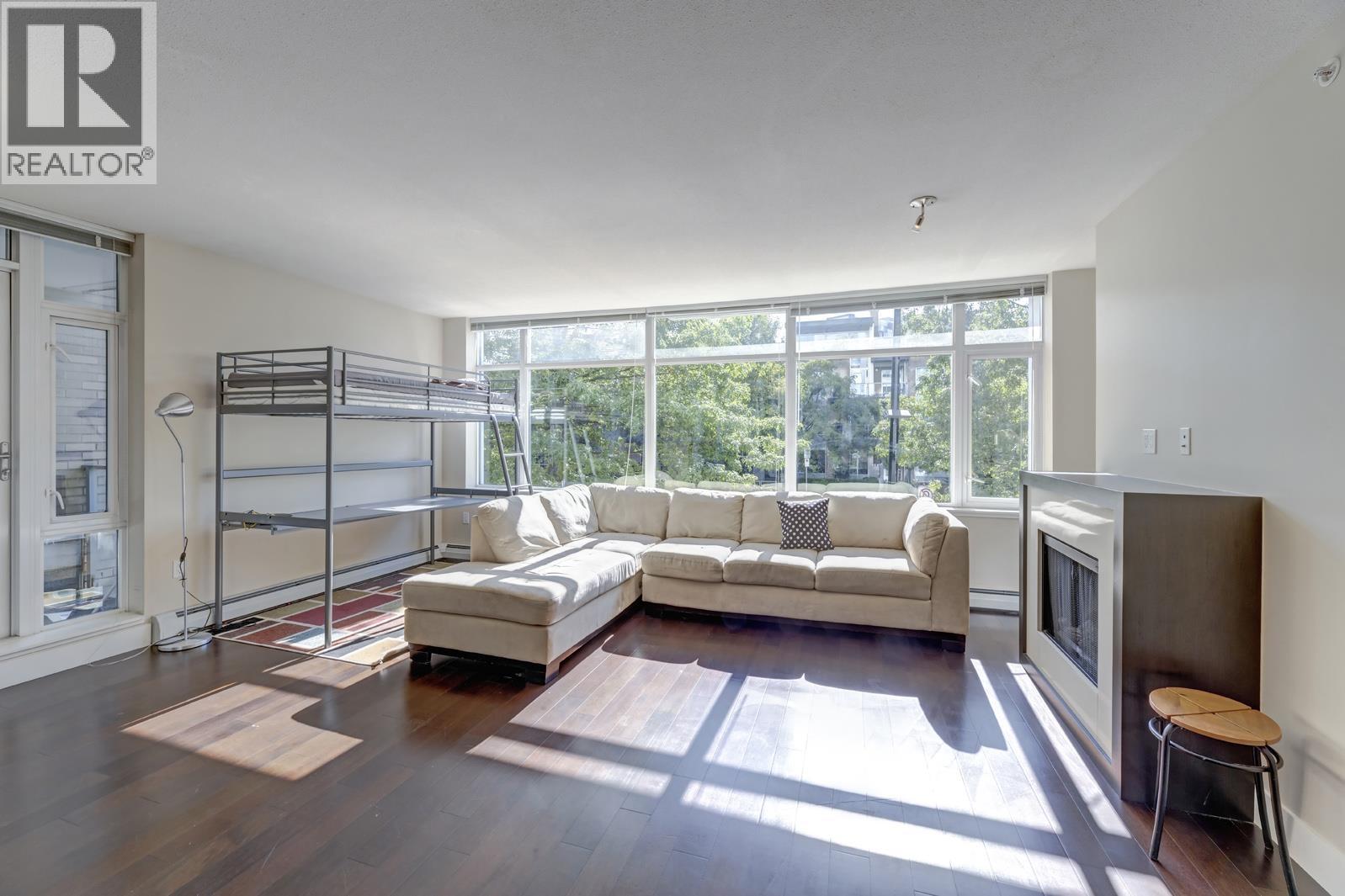 1xx 1320 Chesterfield Avenue, North Vancouver, British Columbia  V7M 0A6 - Photo 6 - R3071401