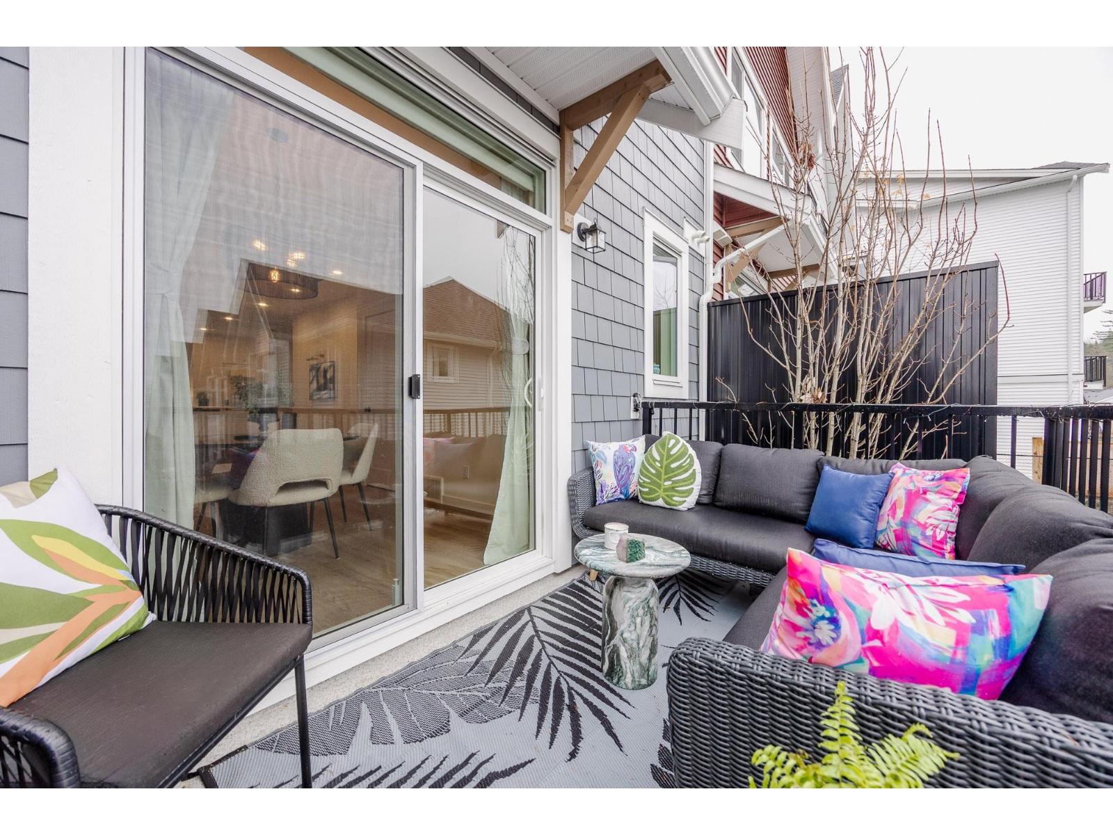 10 33929 Barker Court, Mission, British Columbia  V2V 0K2 - Photo 11 - R3071393