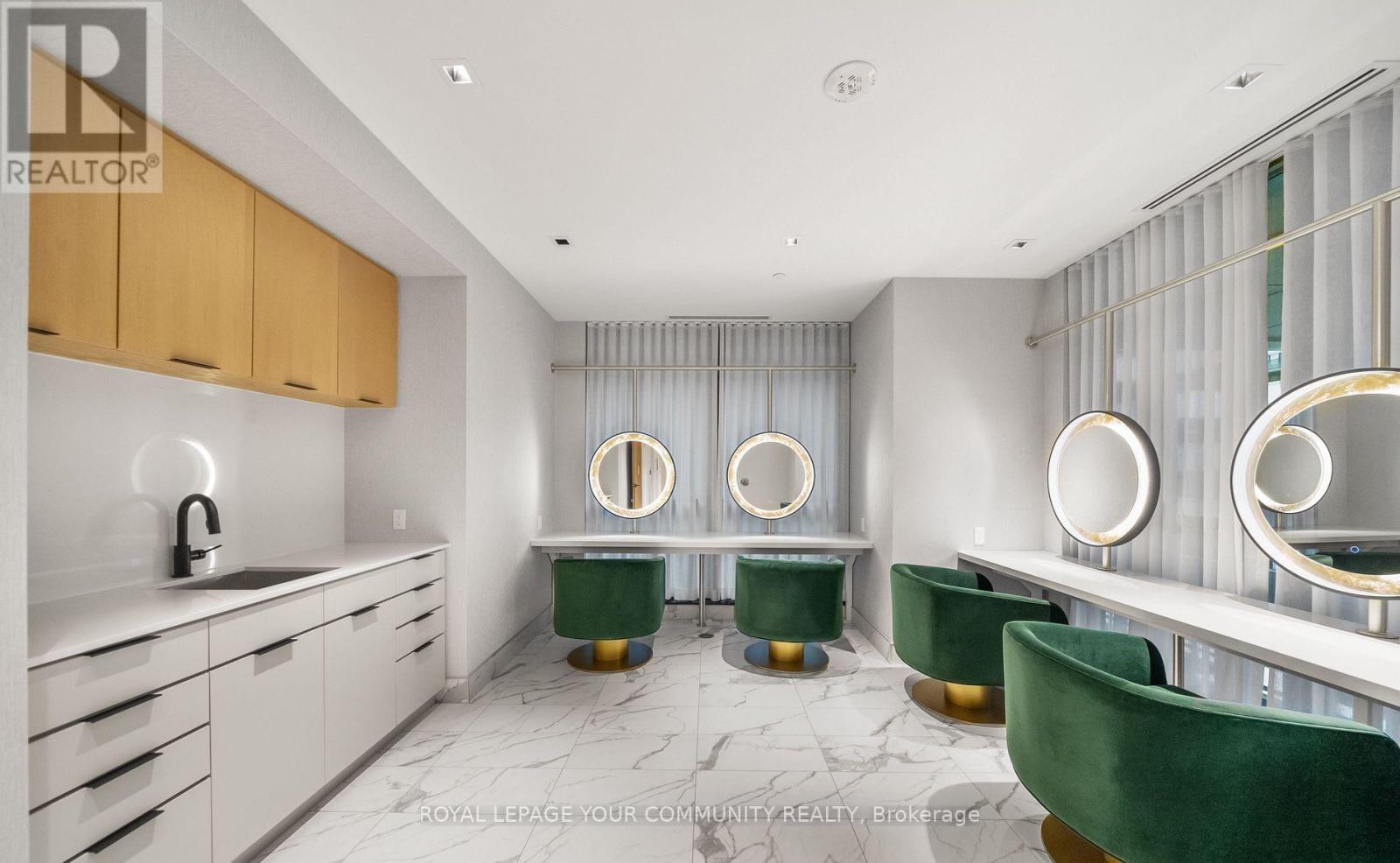 3507 - 327 King Street W, Toronto, Ontario  M5V 0W7 - Photo 28 - C12581208